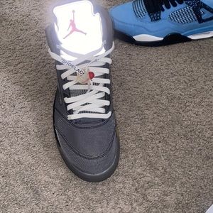 Off white 5s